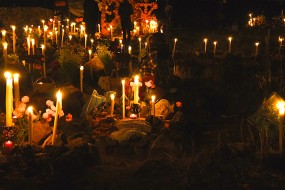 La Velación de los Muertos en diferentes lugares de la región del Lago de Pátzcuaro  (animecha kejtzitakua)